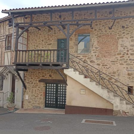 Le Coustalou Hotel Livinhac-le-Haut Buitenkant foto