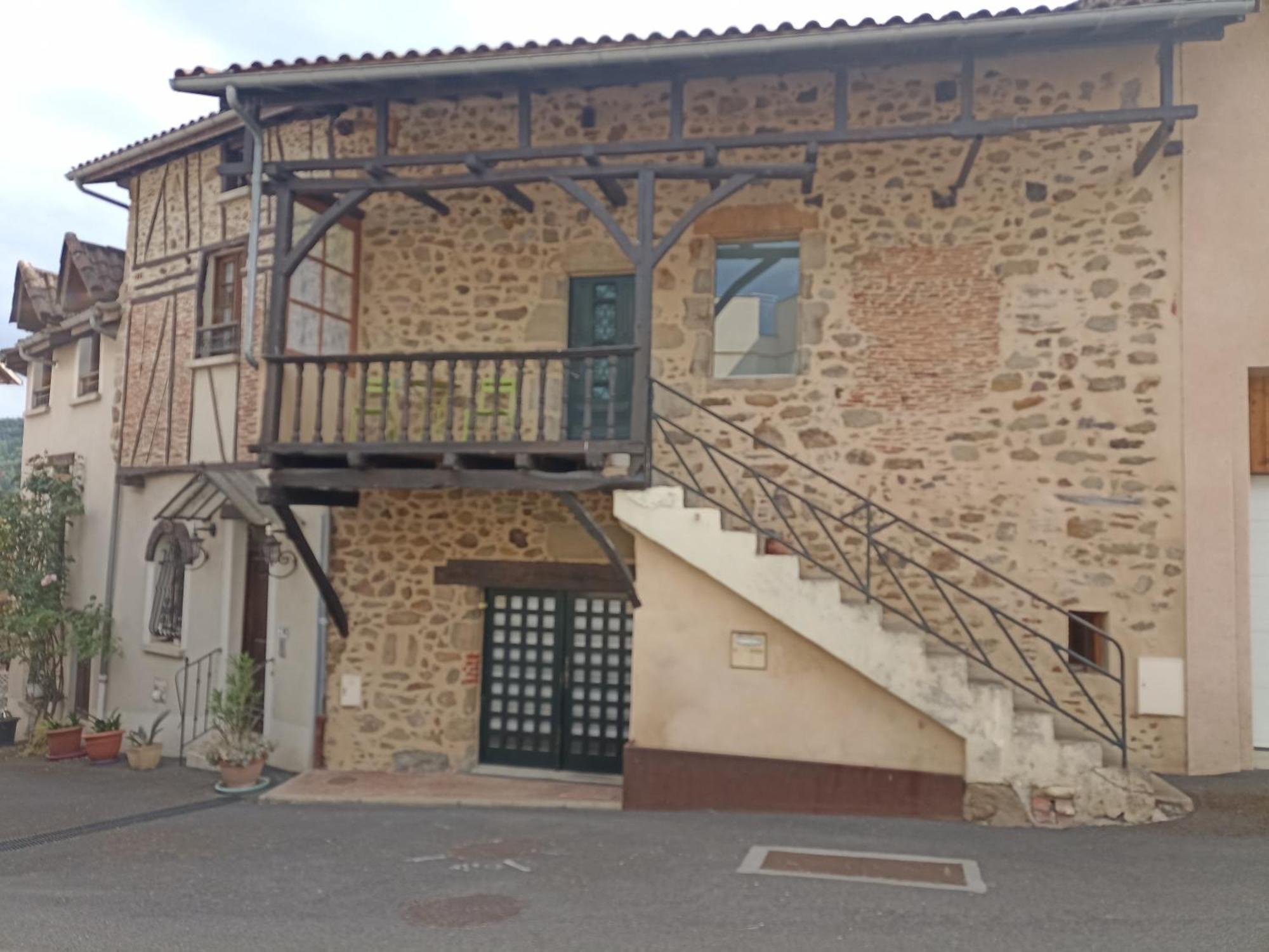 Le Coustalou Hotel Livinhac-le-Haut Buitenkant foto